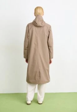 The North Face NUKABIRA RAIN SHELL - Parka - Mocha Brown -The North Face fb3ba2a937a040d9a52df27e7668b03a